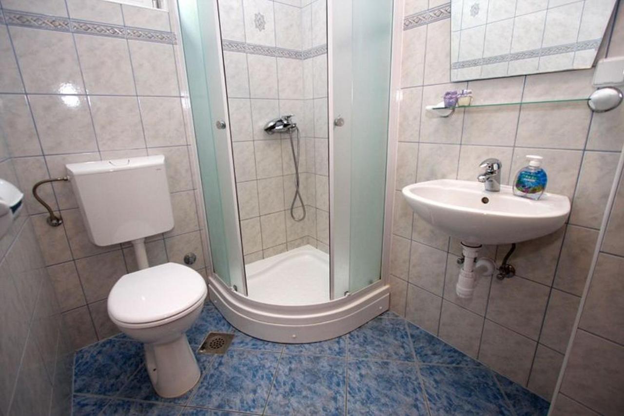 Adriatic Blue With Pool Apartment Mimice